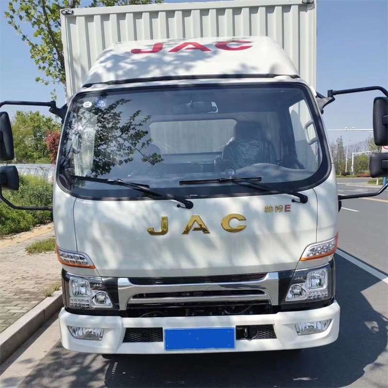 大安市错那县：物流专线的高效货运之旅
